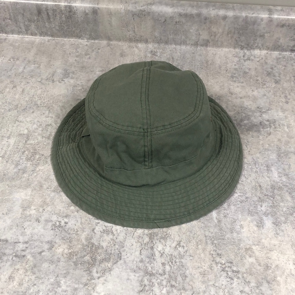 Wind river hiking or fishing hat- nwot